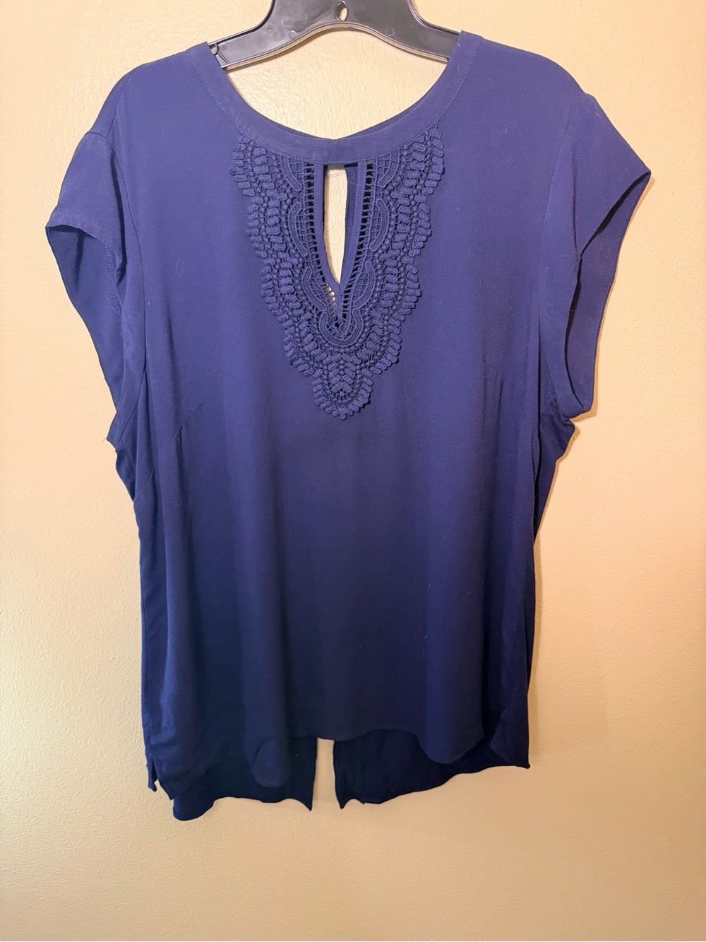 Daniel Rainn Navy Crochet Bib Short Sleeve Top